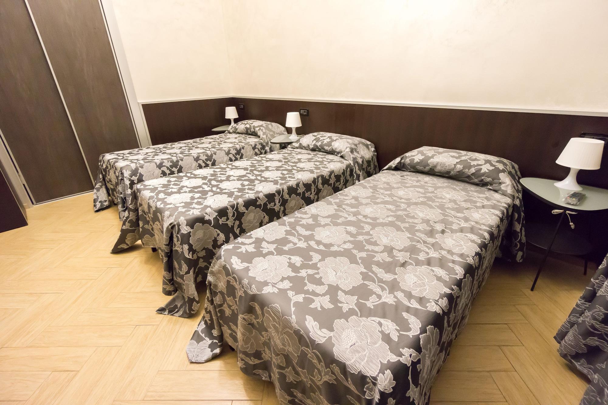 Funny Palace Hostel Roma Exterior foto