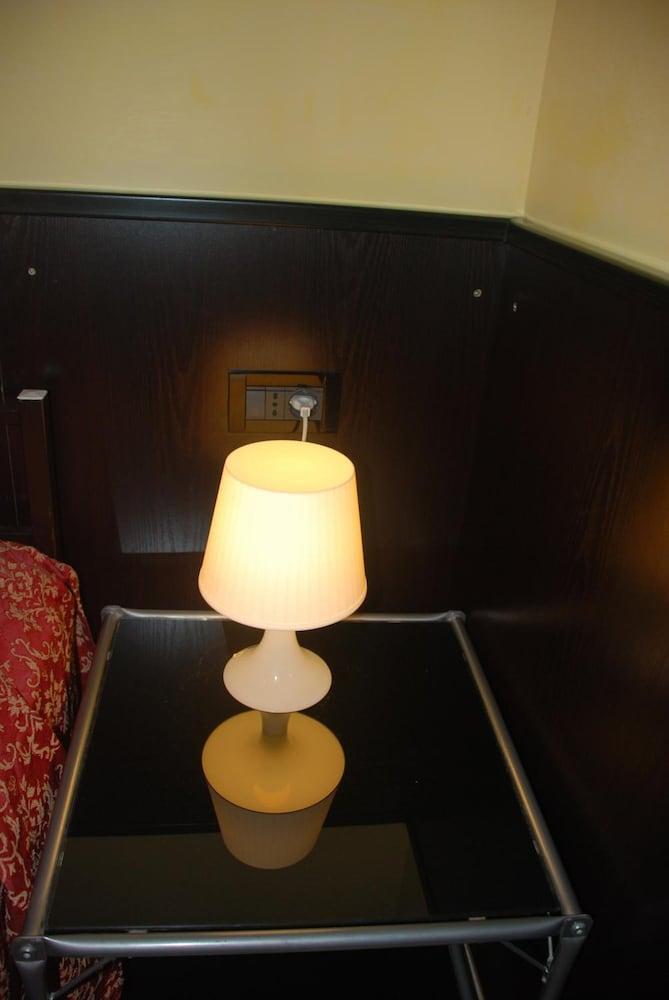Funny Palace Hostel Roma Exterior foto